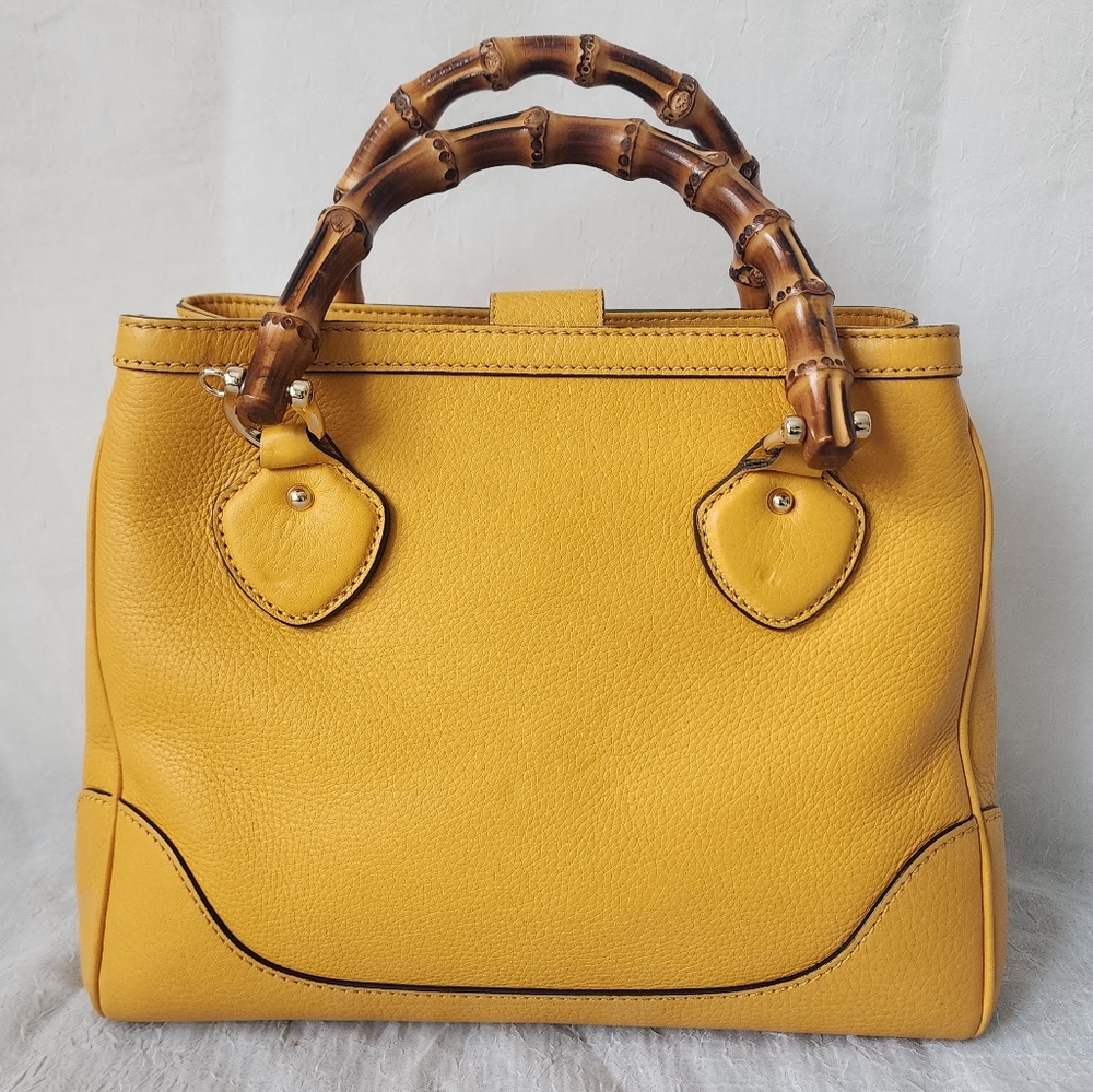 Auth Gucci Diana Bamboo Tote Bag - Picture 2 of 10